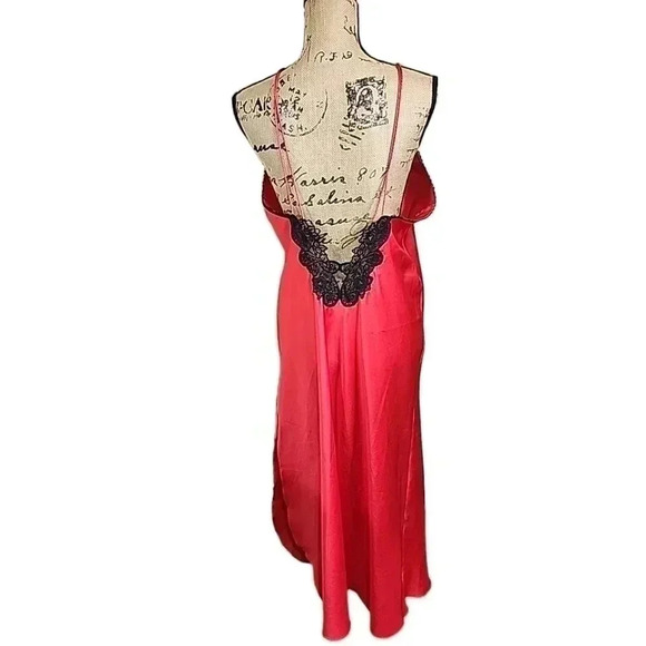 Beth Michaels Vintage Red sexy slip dress. Size Medium - Picture 2 of 5